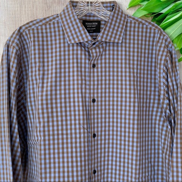 Nordstrom Other - Nordstrom Tech Smart Trim Fit Plaid Button Down Shirt Size 16.5 34-35